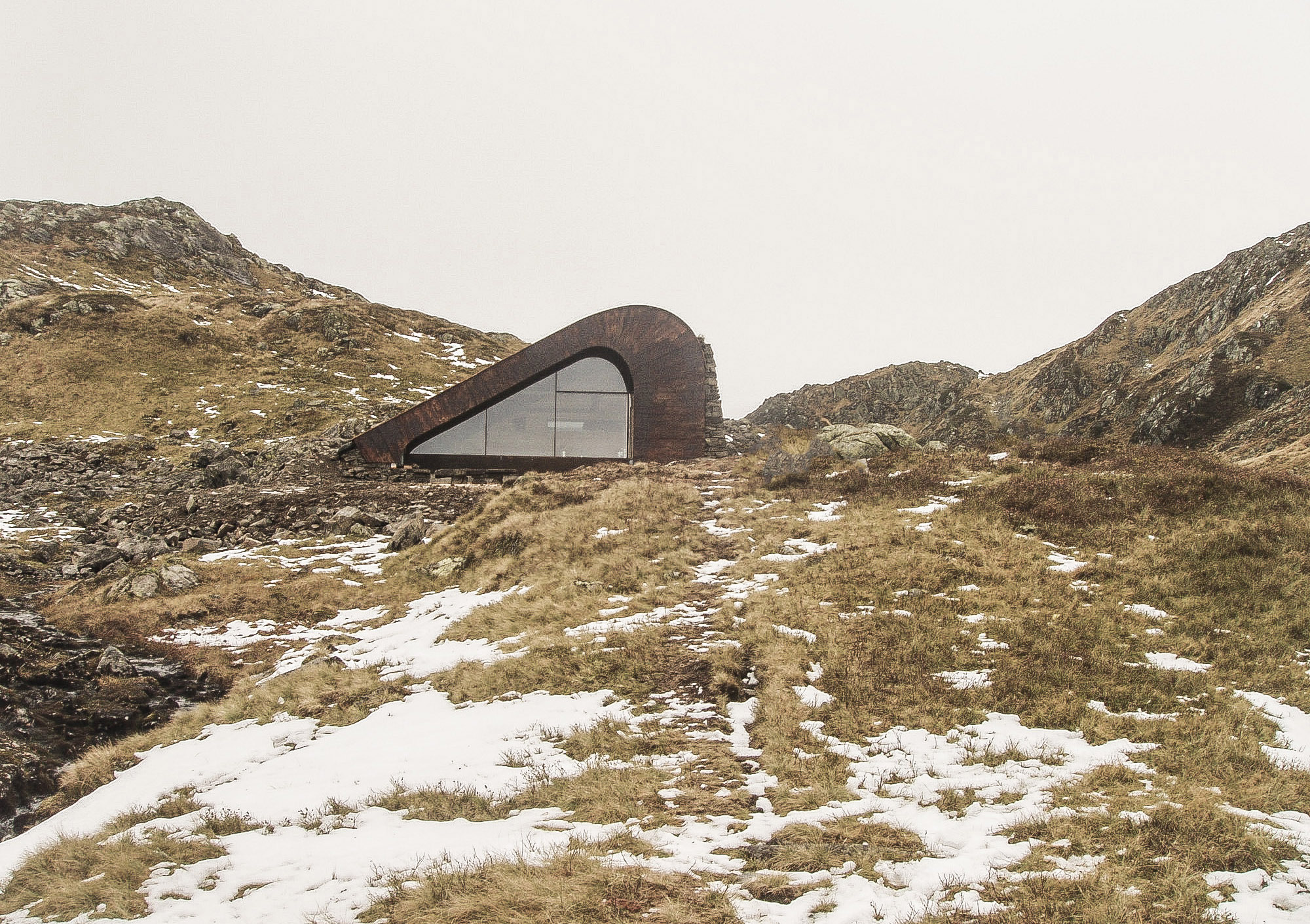 Åkrafjorden Hunting Lodge by Snøhetta in Norway