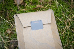 outdoor aesthetics bellroy phone pocket