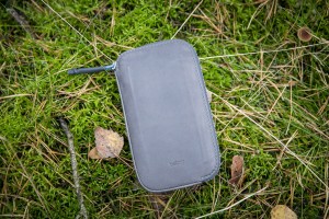 outdoor aesthetics bellroy phone pocket