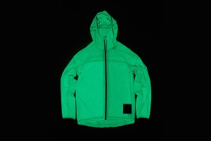 vollebak solar charged jacket-01